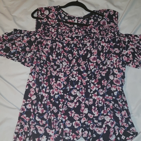 Lane Bryant Tops - Floral Cold Shoulder Top